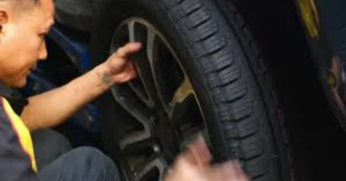 Tips Perawatan Mobil dan Waktu Tepat Ganti Ban