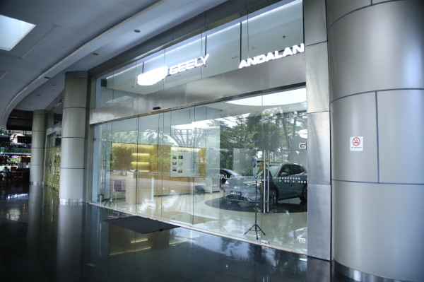 Geely Tancap Gas di Kemang, Andalan Motors Bertaruh di Pasar Mewah Jakarta