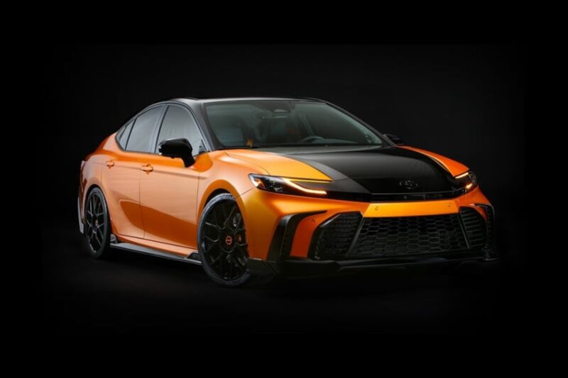 Toyota Camry GT-S Concept: Tampil Memukau, Siap Curi Perhatian!