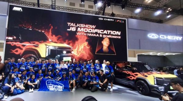 Mobil Modifikasi Chery J6: Kolaborasi Cellos & NMAA di GIIAS 2025